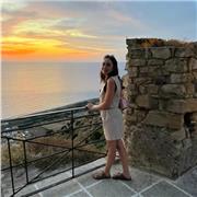 Impartisco lezioni a studenti di medie e biennio superiore su tutte le materie